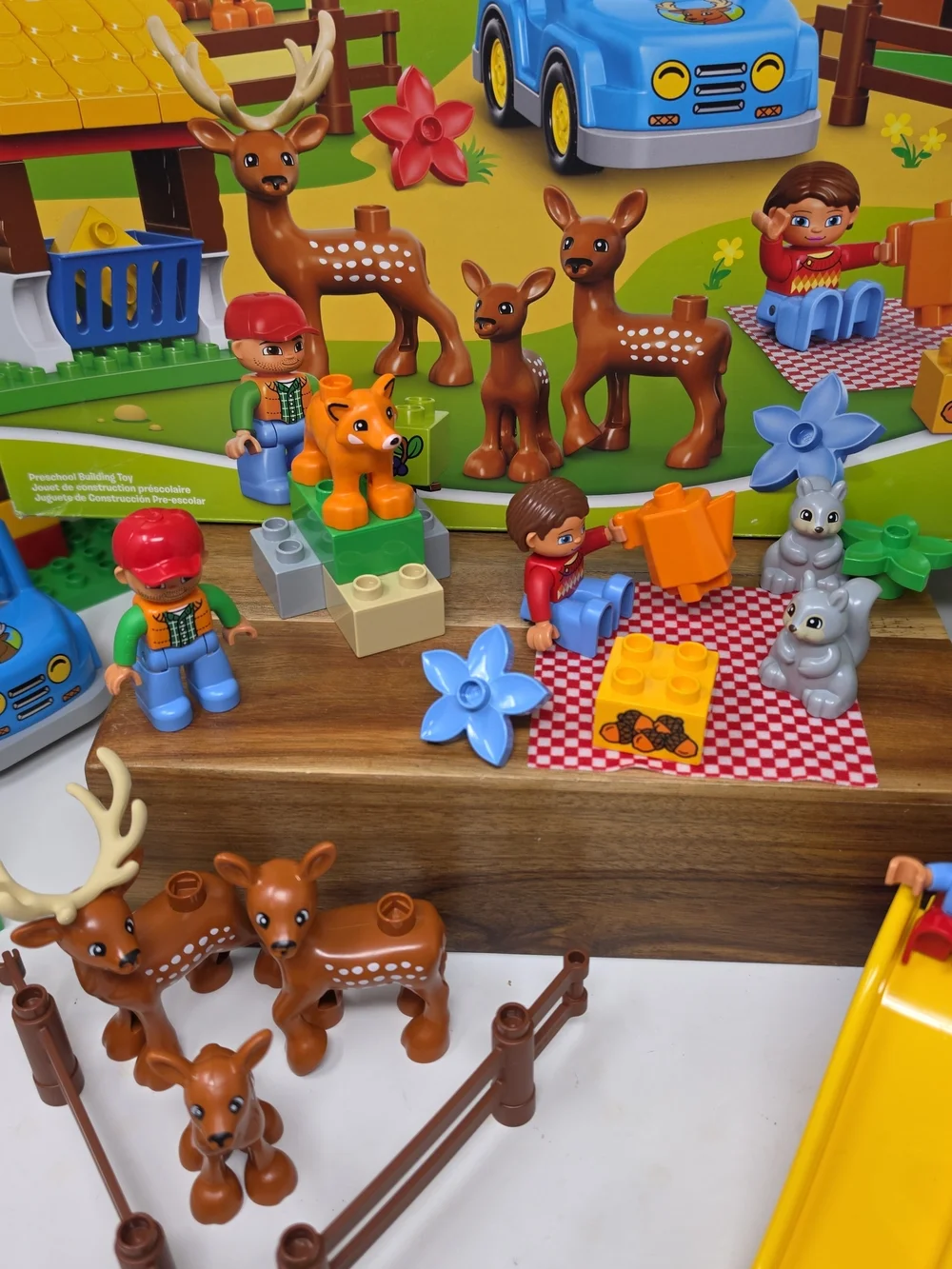 Lego DUPLO Forest Animal Set - Green, Yellow & Blue